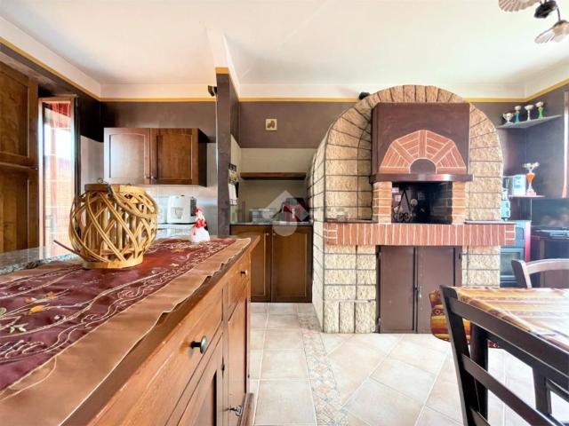 Villetta bifamiliare in vendita di 220 m²