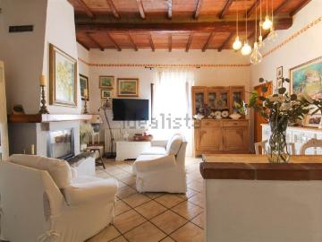 Villetta bifamiliare in vendita di 221 m²