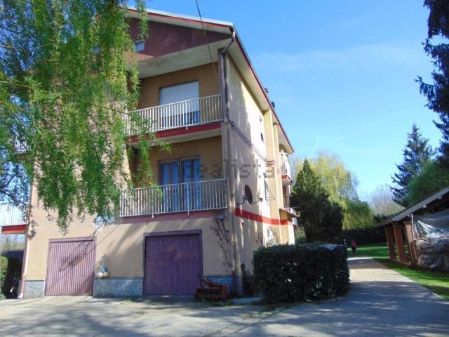 Villetta bifamiliare in vendita di 222 m²