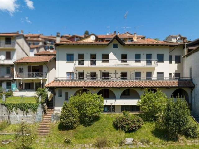 Villetta bifamiliare in vendita di 222 m²