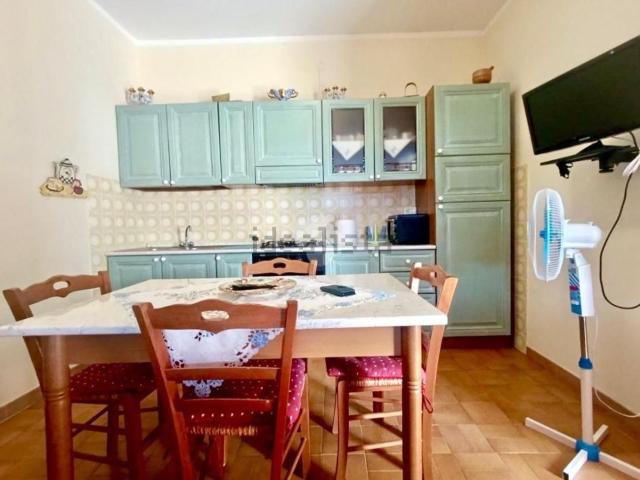 Villetta bifamiliare in vendita di 227 m² in Contrada Meruzzi, 23