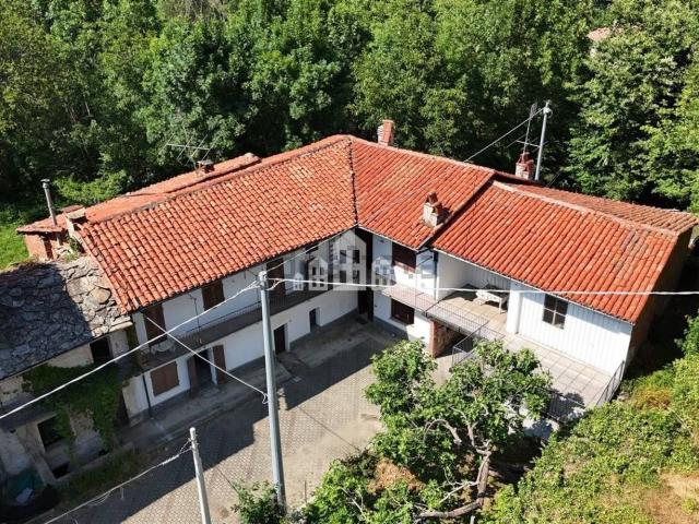 Villetta bifamiliare in vendita di 227 m² in Località San Giuseppe, 27