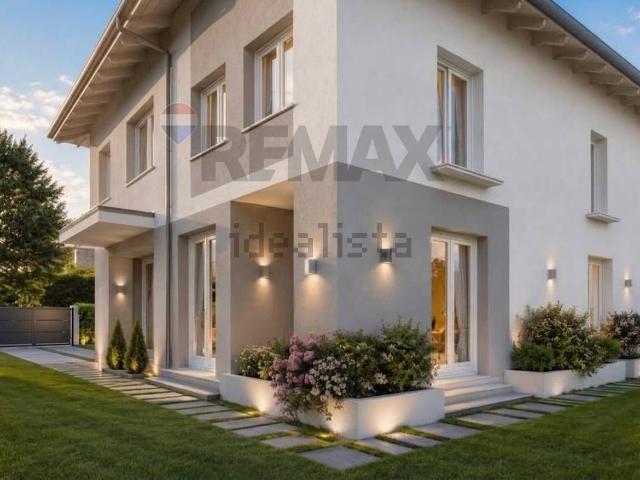 Villetta bifamiliare in vendita di 227 m² in Via Tergola, 32