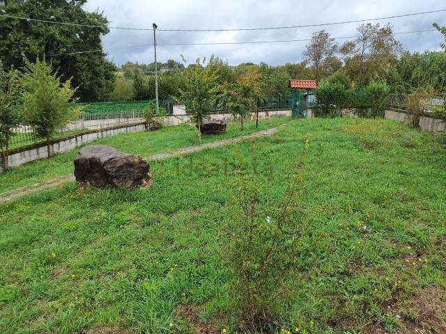Villetta bifamiliare in vendita di 225 m² in Contrada ramiera
