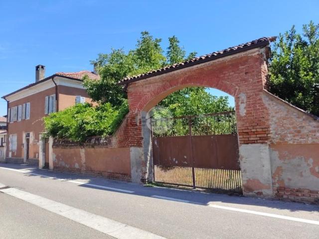 Villetta bifamiliare in vendita di 225 m² in Via Maestra, 88