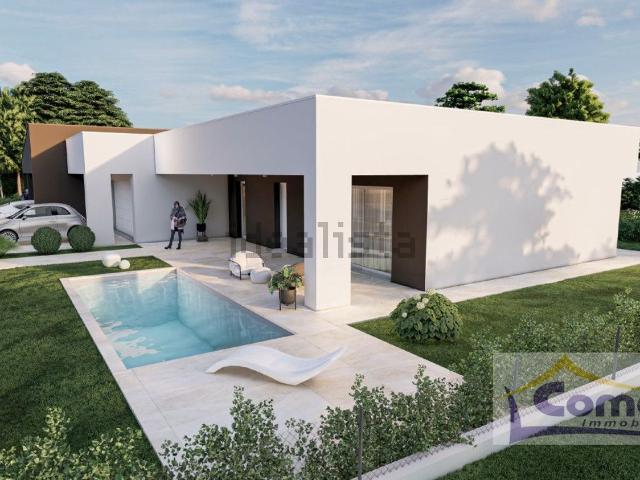 Villetta bifamiliare in vendita di 225 m² in Via Selve