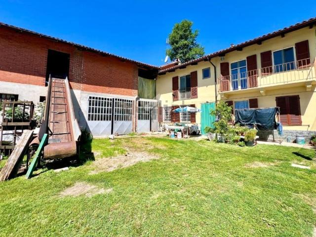 Villetta bifamiliare in vendita di 228 m²