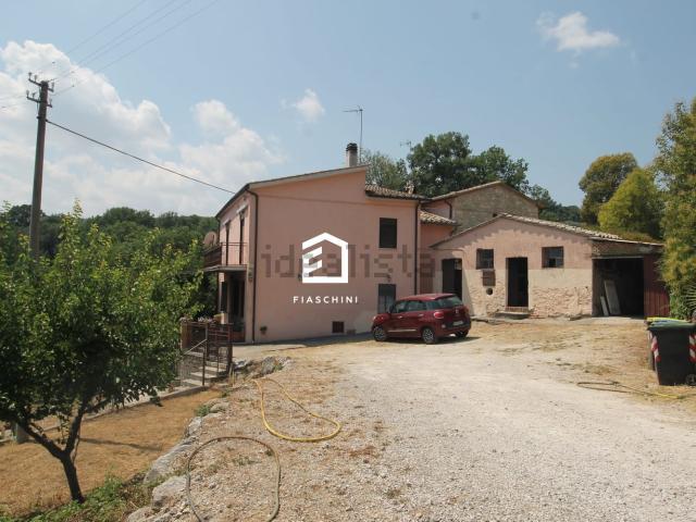 Villetta bifamiliare in vendita di 22 m² in Strada di Macchie