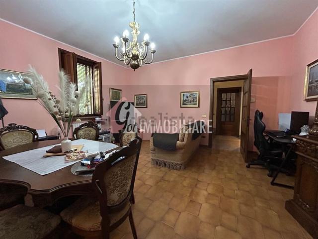 Villetta bifamiliare in vendita di 233 m² in Via Noceto, 32