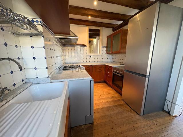 Villetta bifamiliare in vendita di 233 m²