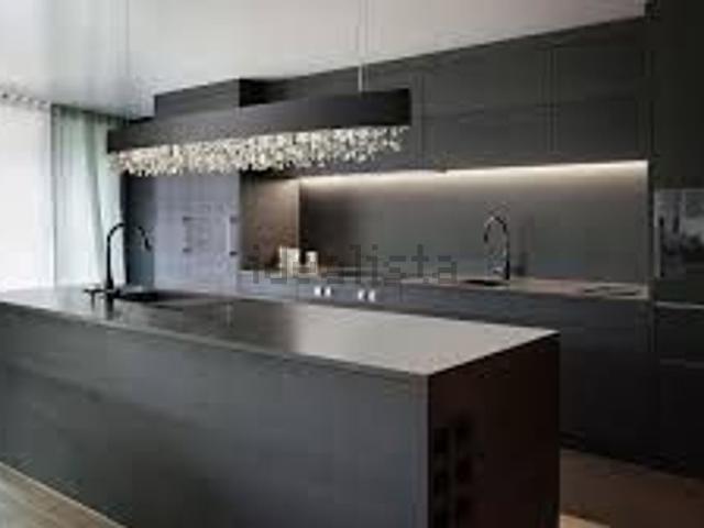 Villetta bifamiliare in vendita di 230 m² in Via Dosso