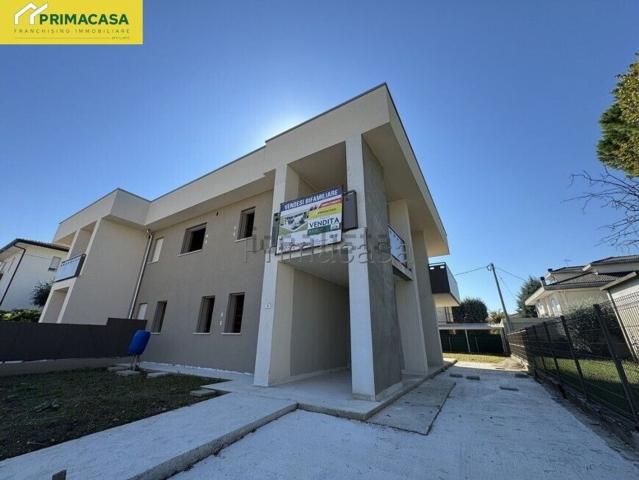 Villetta bifamiliare in vendita di 230 m² in Via Orione Don Luigi