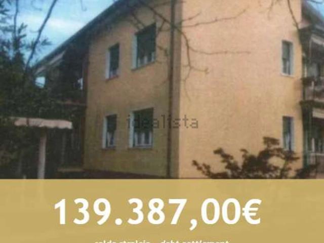 Villetta bifamiliare in vendita di 230 m² in Via Reghena