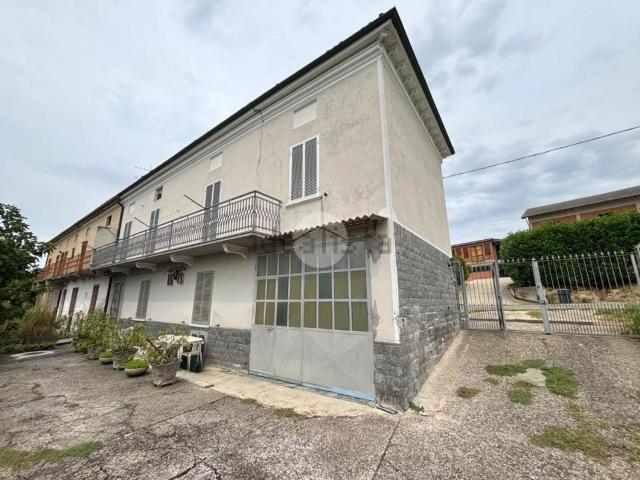 Villetta bifamiliare in vendita di 176 m² in Via Roma, 76