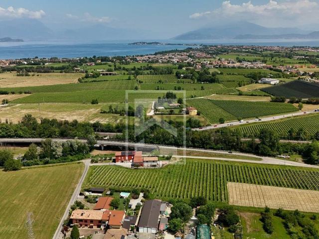 Villetta bifamiliare in vendita di 235 m² in Località Varone, 3
