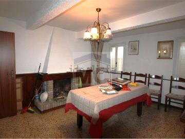 Villetta bifamiliare in vendita di 235 m² in Via A. de Gasperi, 16