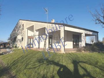 Villetta bifamiliare in vendita di 235 m²