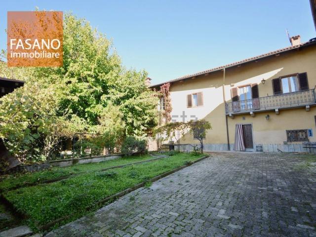 Villetta bifamiliare in vendita di 239 m² in Via Teofilo Rossi di Montelera, 12