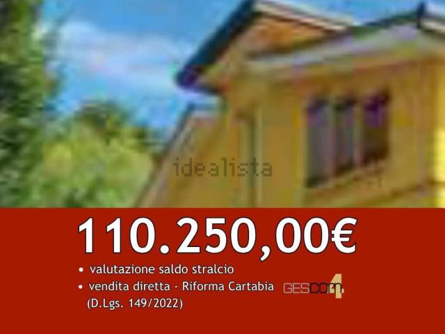 Villetta bifamiliare in vendita di 239 m² in Via Mantegna