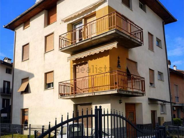 Villetta bifamiliare in vendita di 341 m² in Via Giuseppe Mazzini, 3