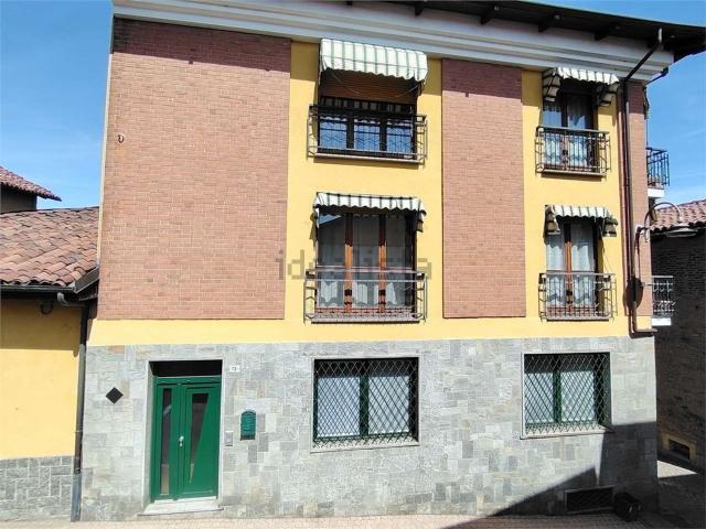 Villetta bifamiliare in vendita di 345 m² in Via Umberto I, 73