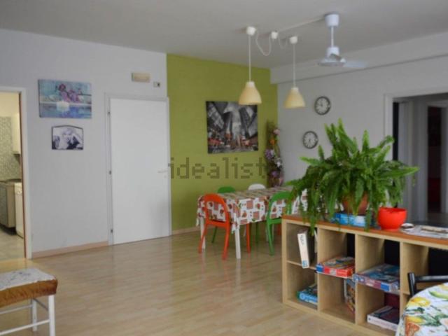 Villetta bifamiliare in vendita di 345 m²
