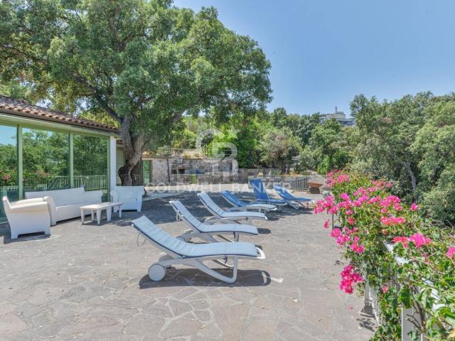 Villetta bifamiliare in vendita di 348 m² in Località Naregno