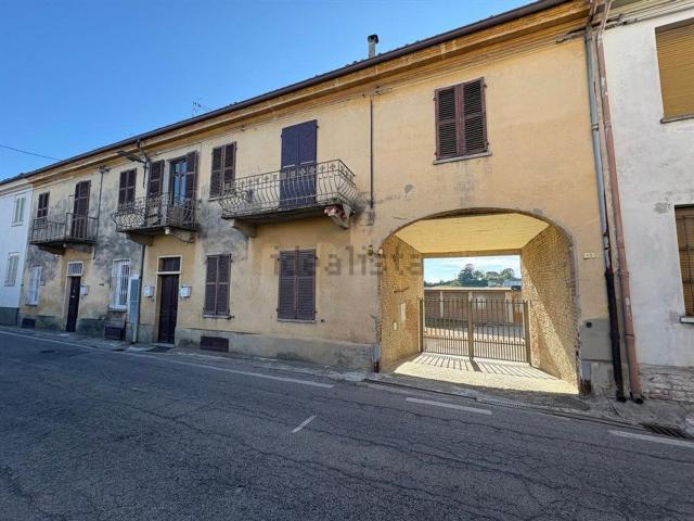 Villetta bifamiliare in vendita di 350 m² in Via Guglielmo Marconi, 10