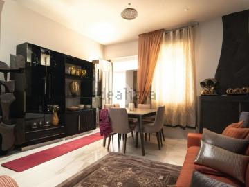 Villetta bifamiliare in vendita di 350 m² in Via Omero, 23