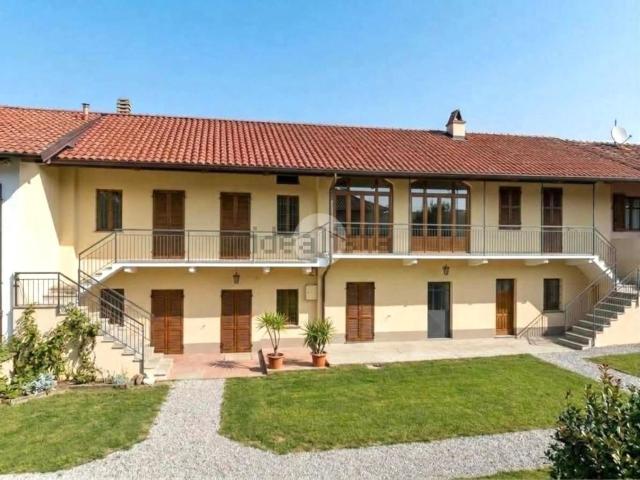 Villetta bifamiliare in vendita di 350 m² in Via Rivoli, 4