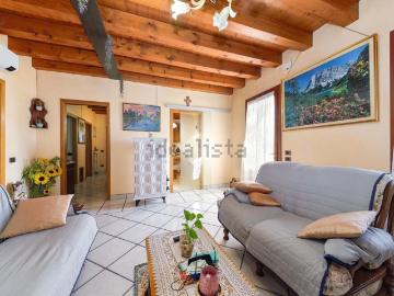 Villetta bifamiliare in vendita di 355 m² in Via Barbato, 21
