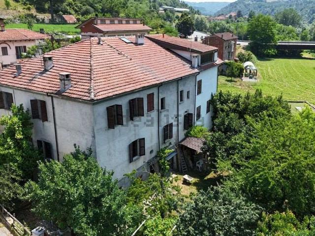Villetta bifamiliare in vendita di 356 m²