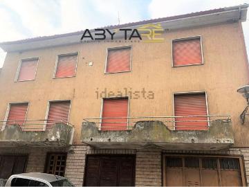 Villetta bifamiliare in vendita di 364 m² in Via Bogliolo