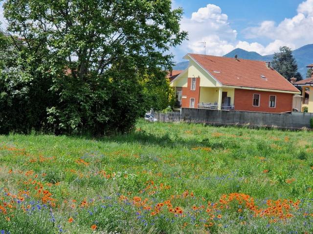 Villetta bifamiliare in vendita di 368 m² in Strada Grosso, 13