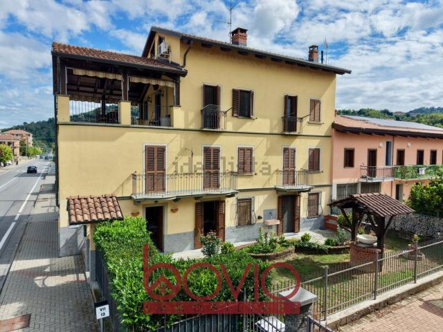 Villetta bifamiliare in vendita di 373 m² in Via Nino Costa, 5