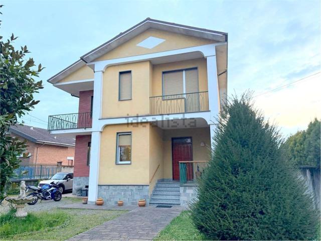 Villetta bifamiliare in vendita di 381 m²