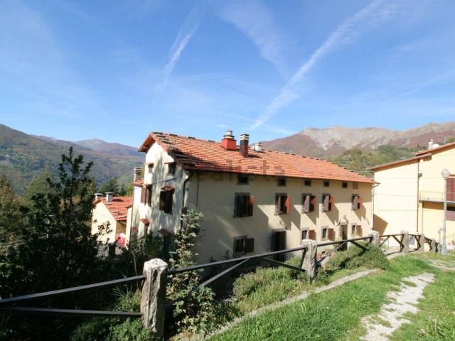 Villetta bifamiliare in vendita di 390 m²