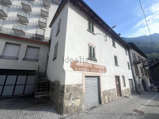 Villetta bifamiliare in vendita di 397 m² in Via Rodorio, 7