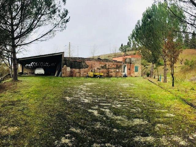 Villetta bifamiliare in vendita di 394 m² in Via Calenzano, 3