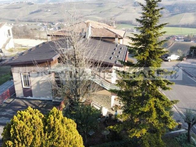 Villetta bifamiliare in vendita di 300 m² in Località Cagnini, 1