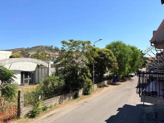 Villetta bifamiliare in vendita di 300 m² in Vico Nazionale