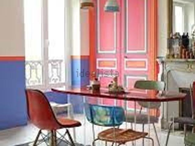 Villetta bifamiliare in vendita di 300 m² in Via Aldo Bagni