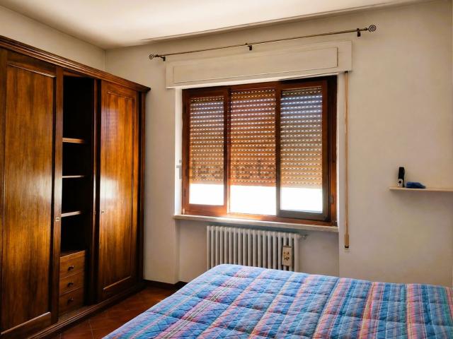Villetta bifamiliare in vendita di 300 m² in Via dei Laghi, 12