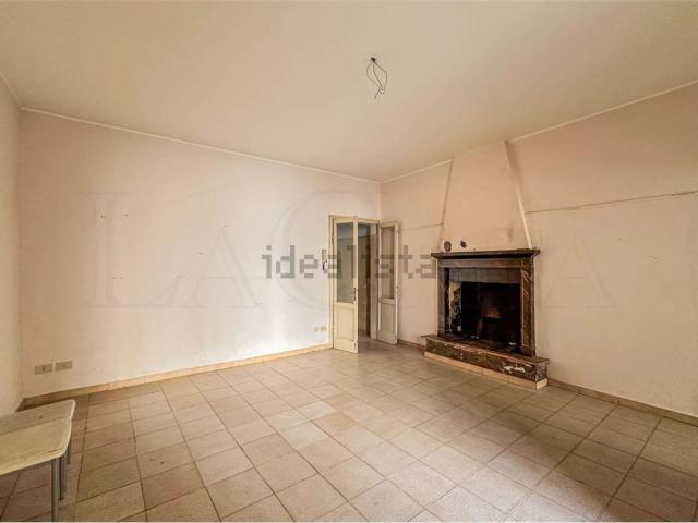 Villetta bifamiliare in vendita di 300 m² in Via G. Zanardelli