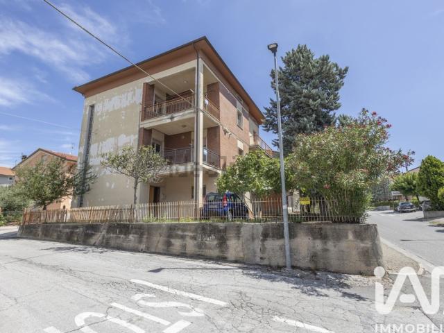 Villetta bifamiliare in vendita di 300 m² in Via Grazie, 30