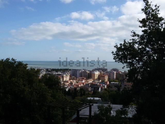 Villetta bifamiliare in vendita di 300 m² in Via Padre Sigismondo Damiani