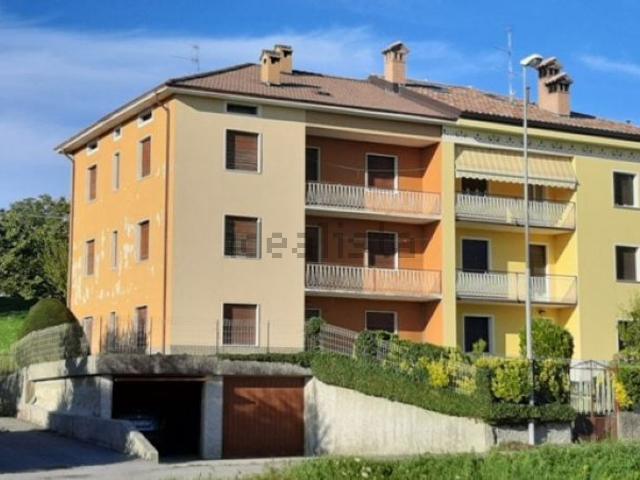 Villetta bifamiliare in vendita di 300 m²