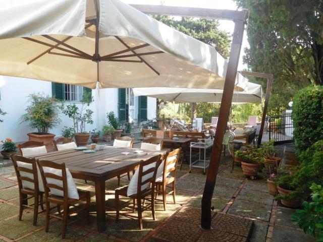 Villetta bifamiliare in vendita di 300 m²