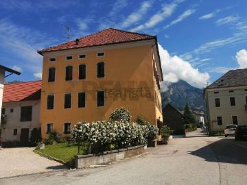 Villetta bifamiliare in vendita di 300 m²