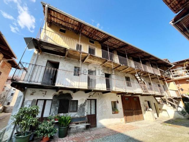 Villetta bifamiliare in vendita di 300 m²